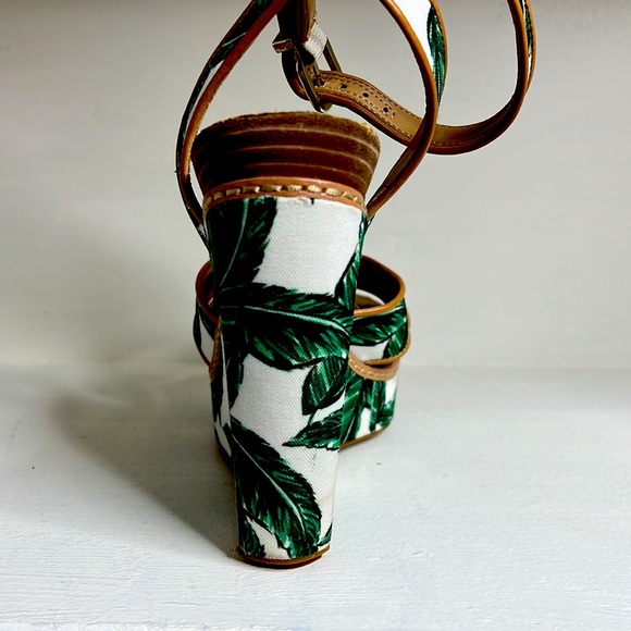 Never worn, fun, summer wedges! - Picture 2 of 3